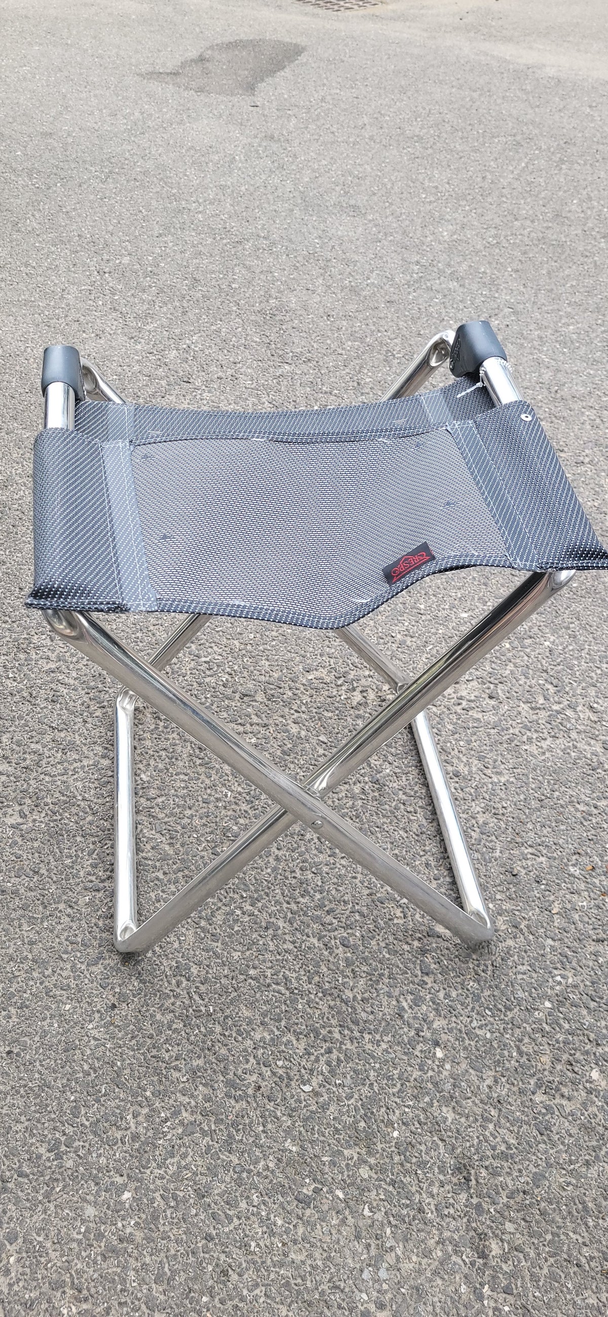 TABOURET CRESPO DOSSIER ALU
